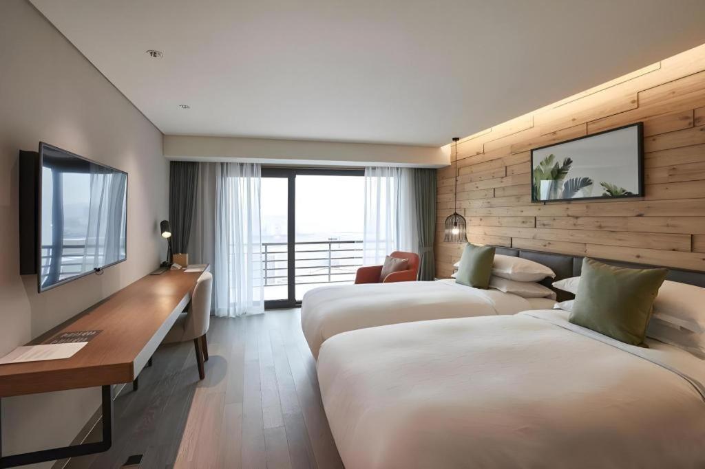 Hotel Walkerhill Douglas House (adults Only) 5*
